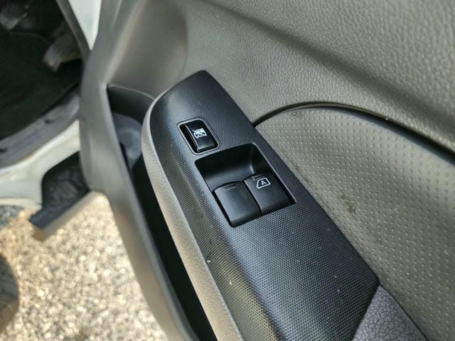 4935916