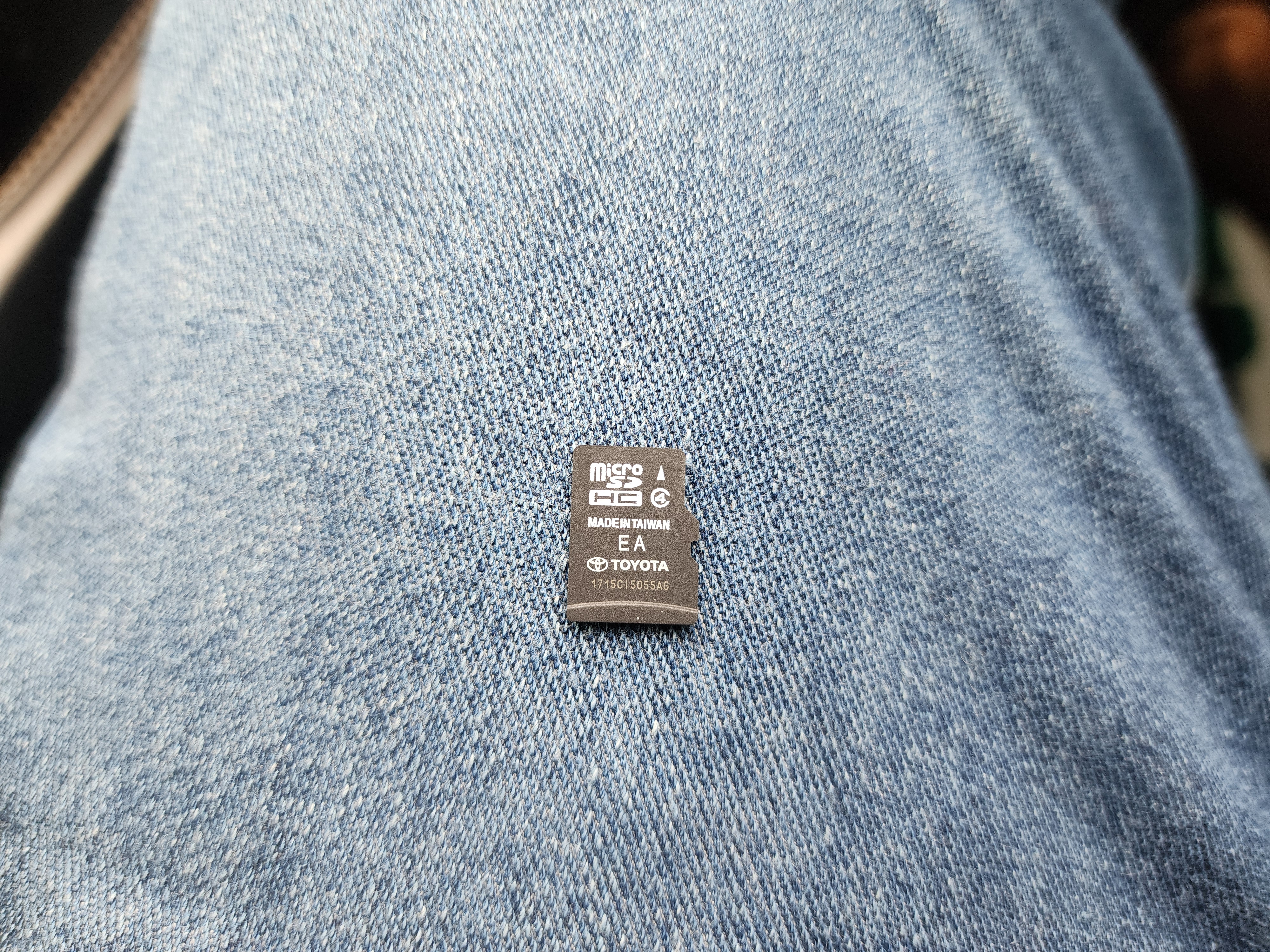 4936742