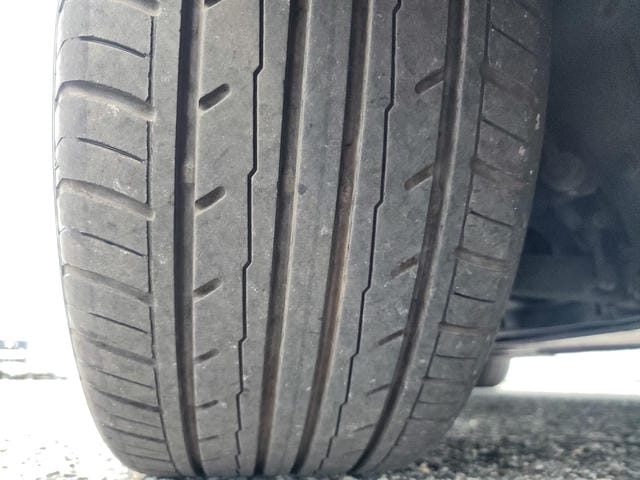 4936923