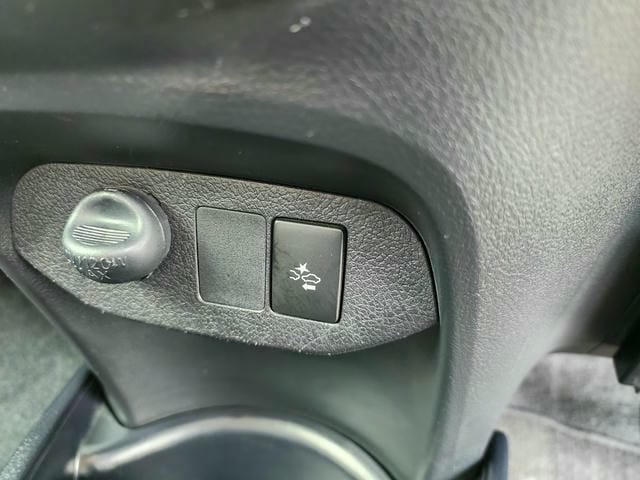 4937320