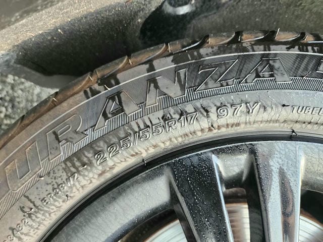 4937623