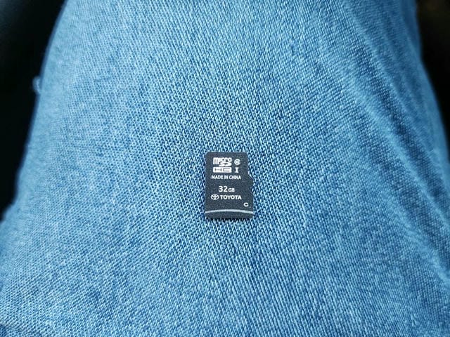 4938635