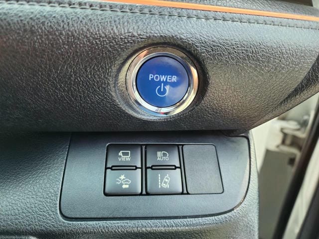 4939221
