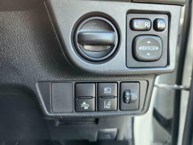 4940119