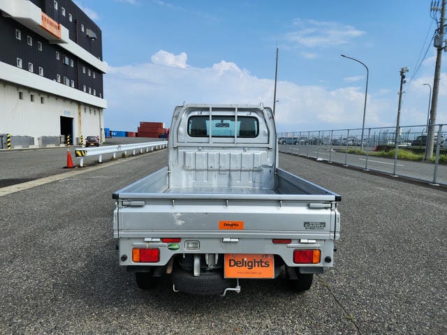 494172