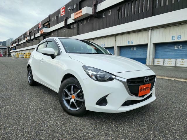 MAZDA DEMIO 13C 2018/5