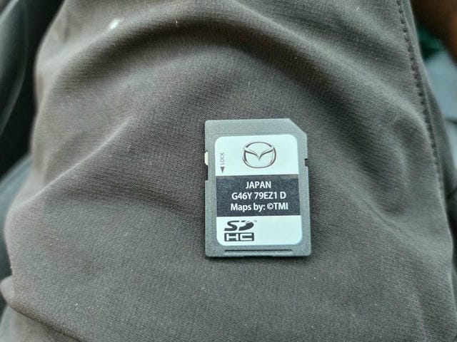 4943229