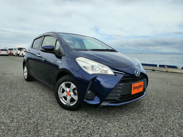 TOYOTA VITZ HYBRID F SAFETY EDITION 2 2018/6