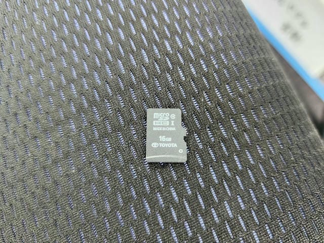 4943531