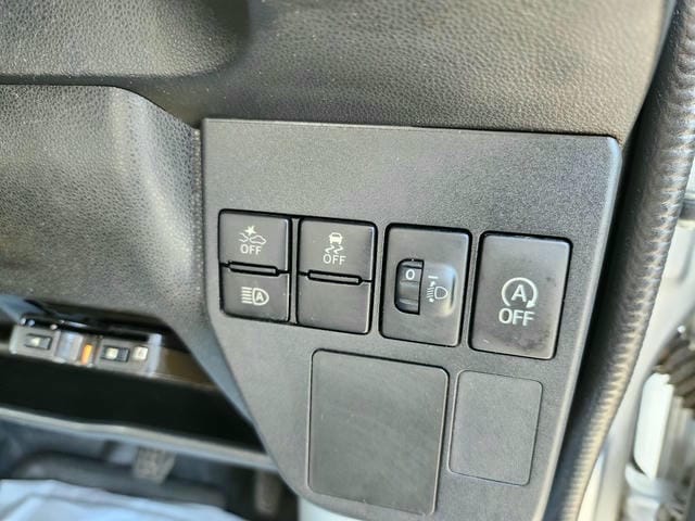 4944317