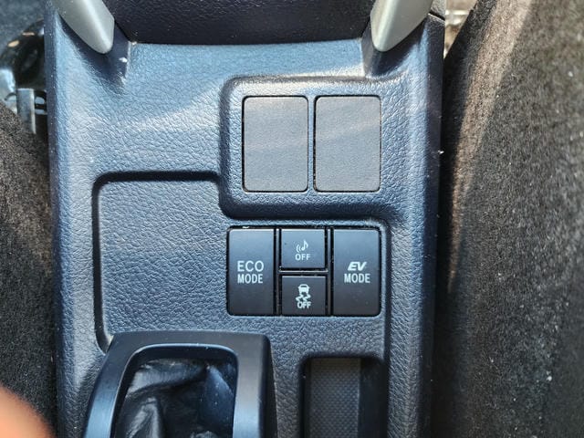 4945019