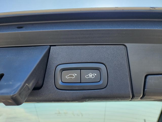 4949114