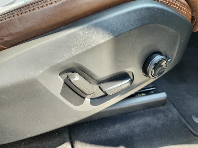 4949118