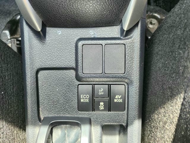 4949421