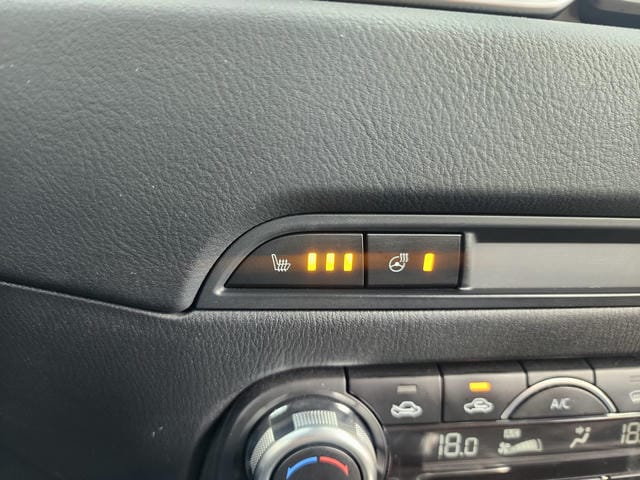 4951425