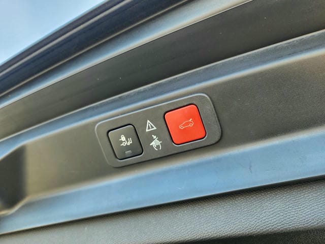 4951715