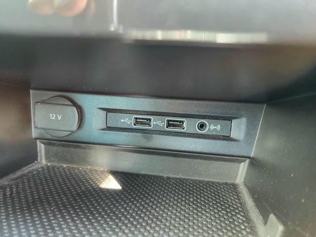 4953221