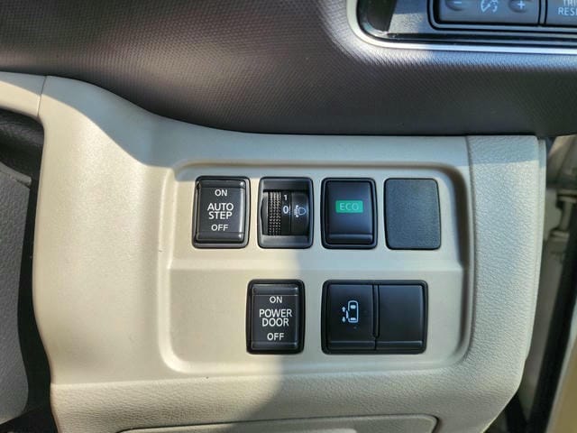 4954221