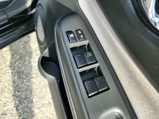 4957115