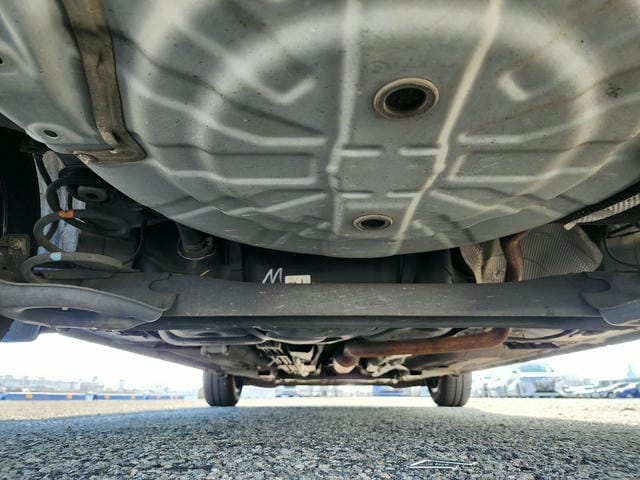 4957529