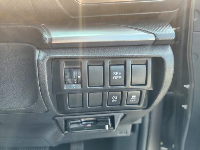 4958219