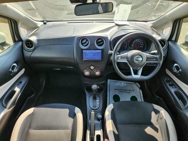 495838