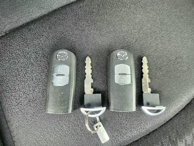 4958517