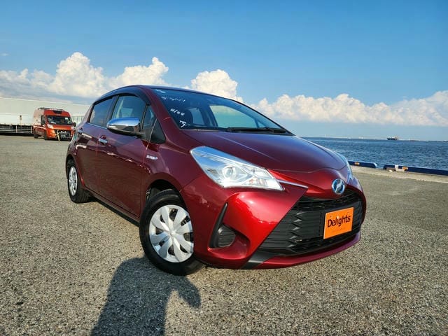 TOYOTA VITZ HYBRID JEWELA 2018/1