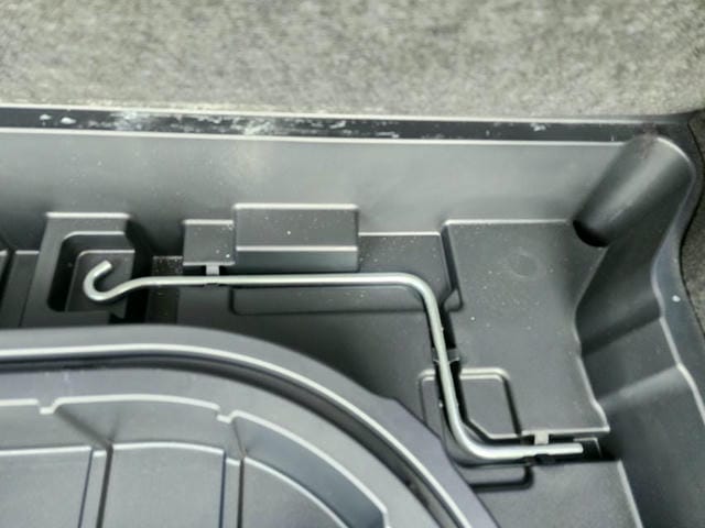 4960313