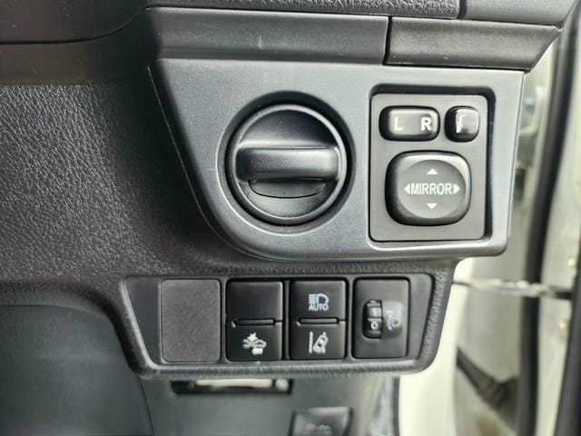 4960319