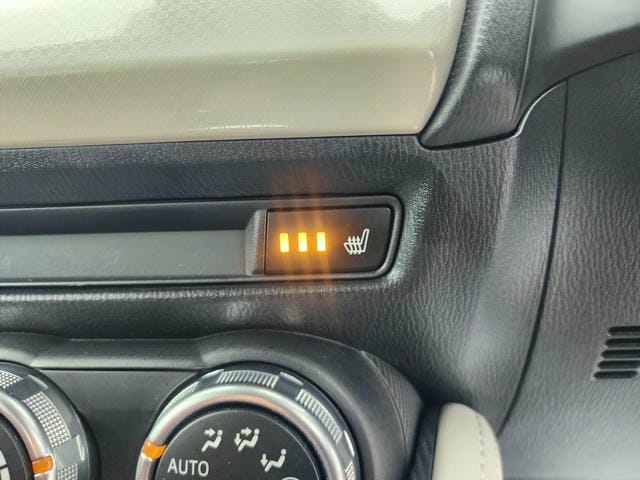 4961022