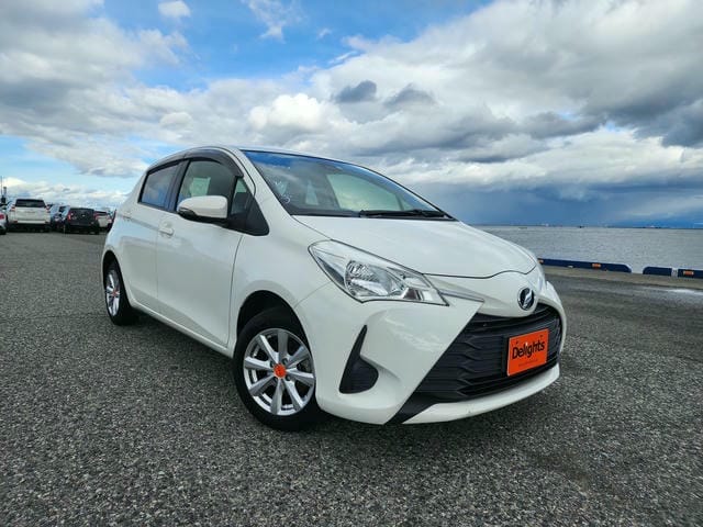TOYOTA VITZ F 2018/8