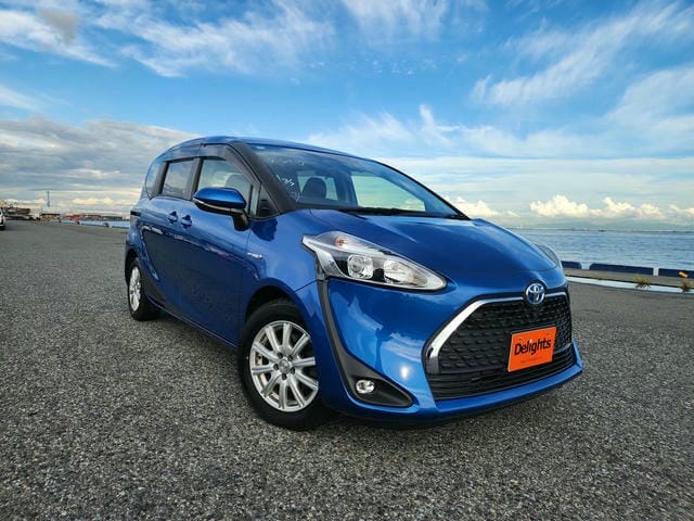 TOYOTA SIENTA HYBRID FUNBASE G 2018/12