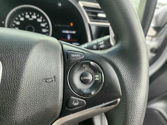 4963219