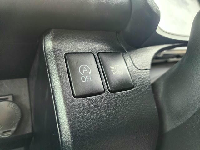 4963819