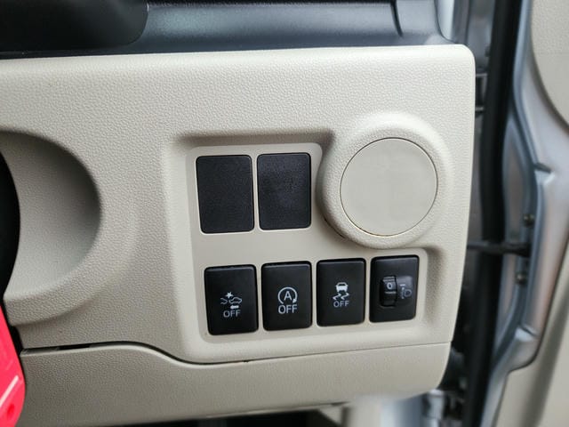 4967718