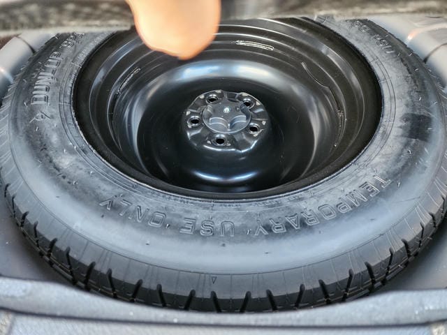 4968713