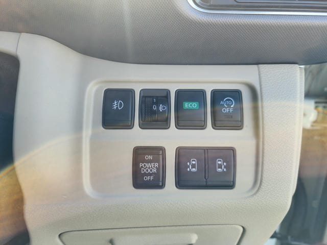 4972320