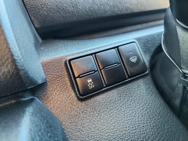 4972922