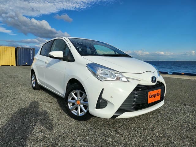 TOYOTA VITZ F 2018/10
