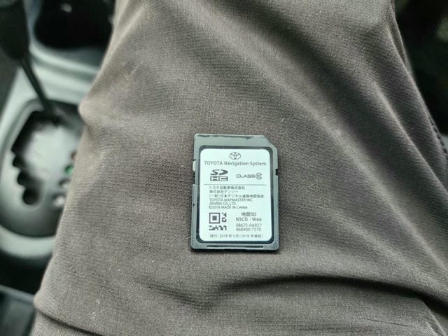 4973832