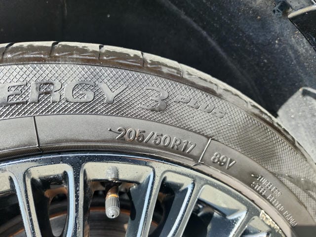 4975526