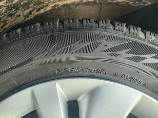4976821