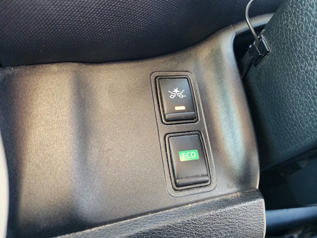 4981121