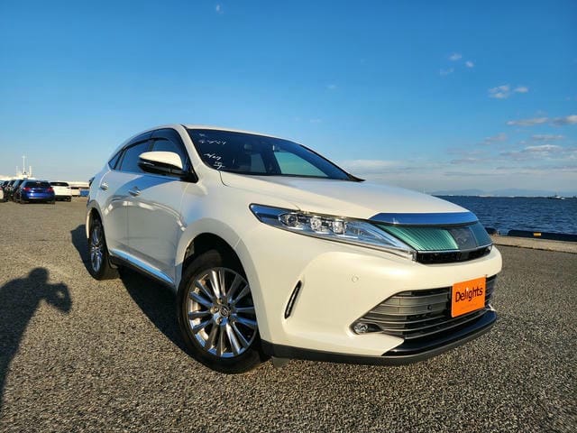 TOYOTA HARRIER PREMIUM 2018/12
