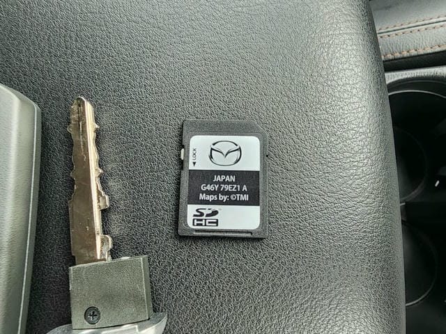 5050943