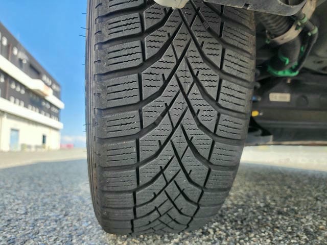 5051628