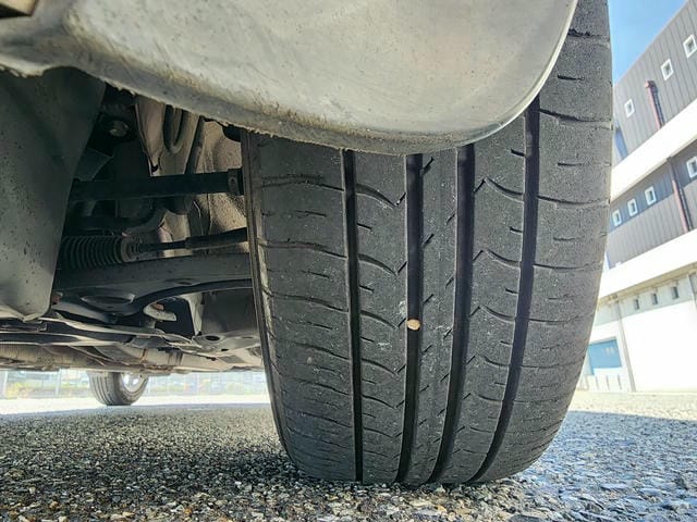 5052122