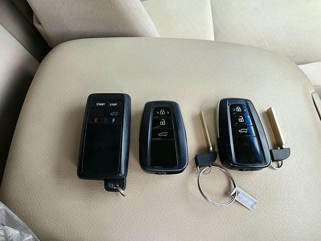 5052822