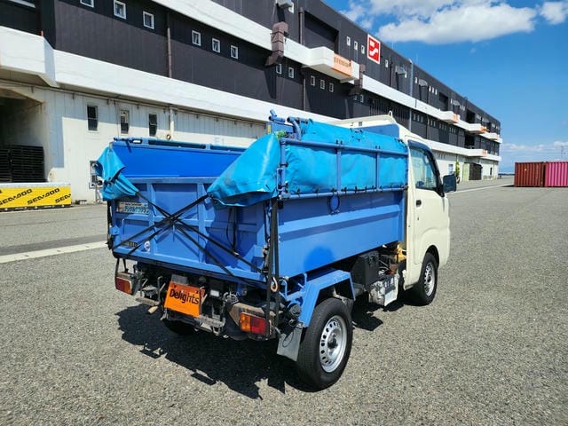 505301
